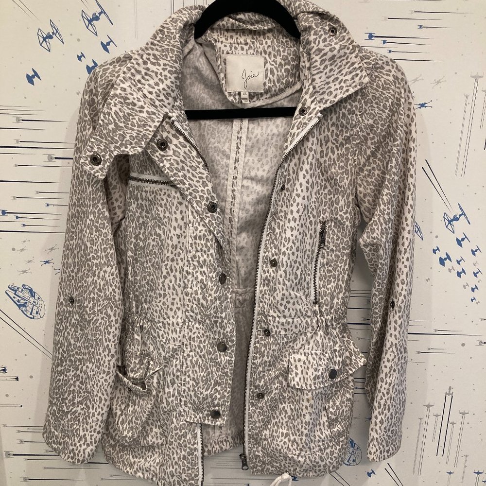 Joie Grey and White Animal Print Utility Jacket (XS)